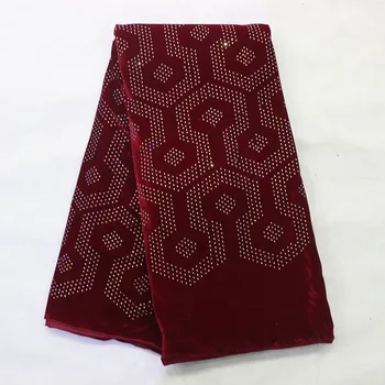Seneste Mousserende Hot-Fix Design Fløjl Stof 5 M Afrikanske Traditionelle Tøj Sy Materiale Nigerianske Kvinder Parti Slid